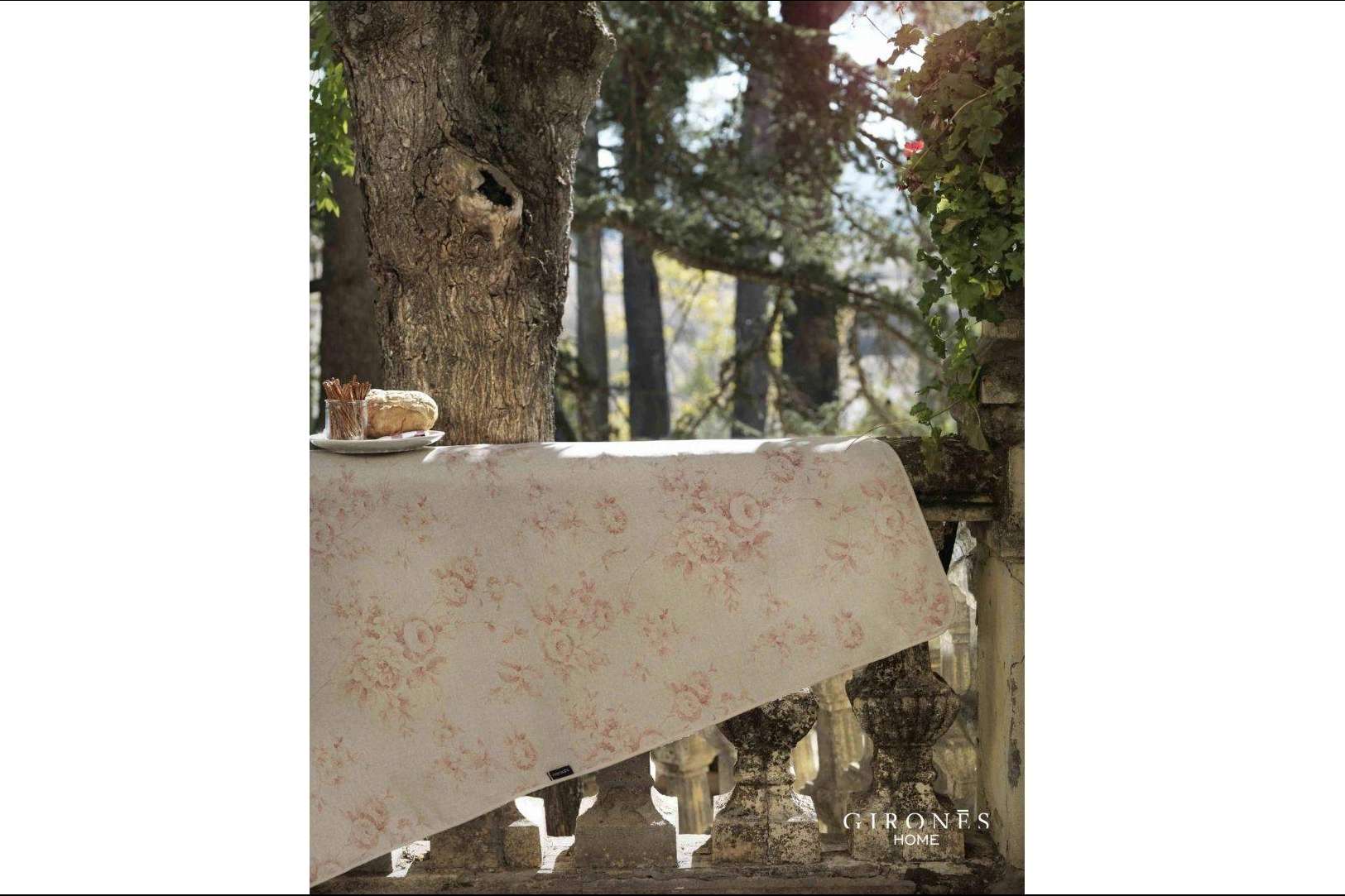 Gironés Home, manteles antimanchas para vestir las mesas con estilo y color