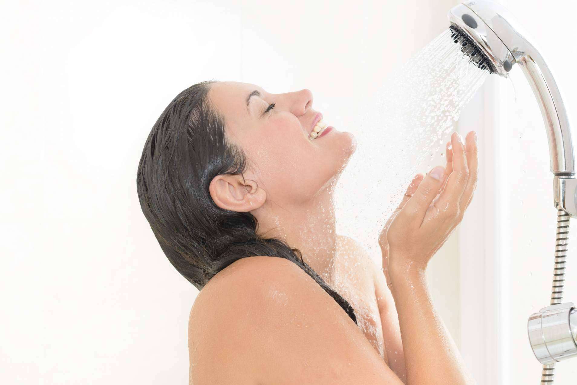 ¿Cuánto dinero cuesta cambiar una bañera por una ducha? Presupuestos Gratis Online