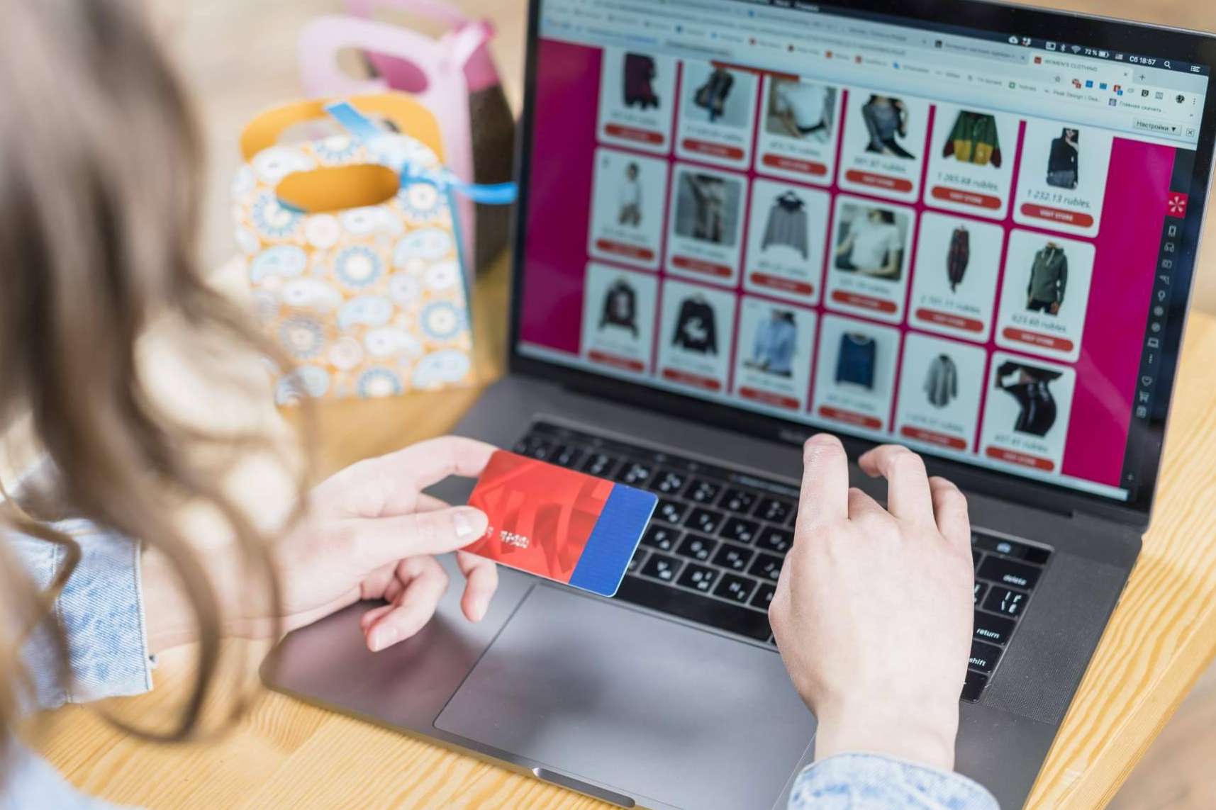 La agencia marketing digital IDX Innovadeluxe es experta en el desarrollo de e-commerce y tiendas online