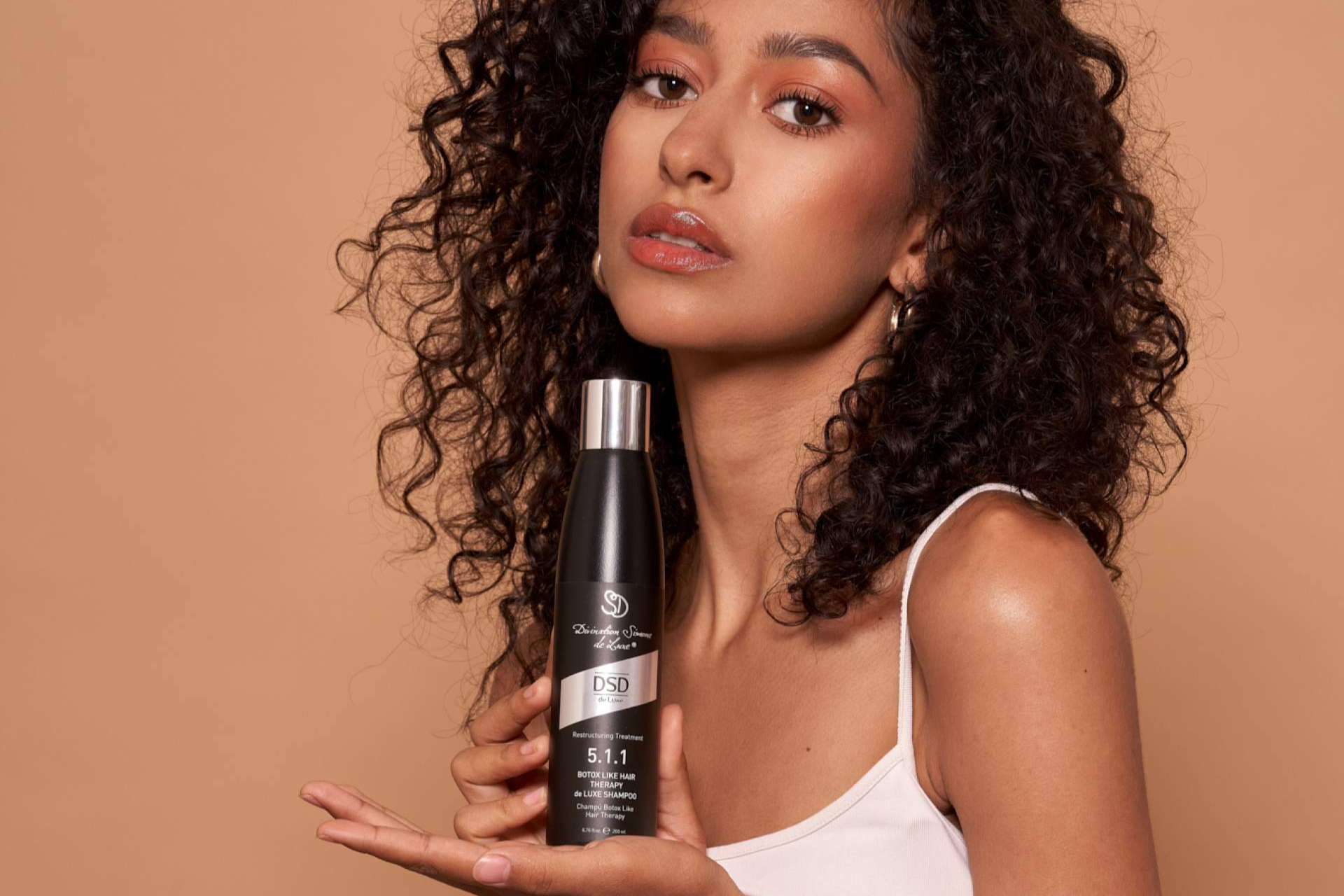 Línea 5 de DSD, una de las mejores líneas de productos para el cabello