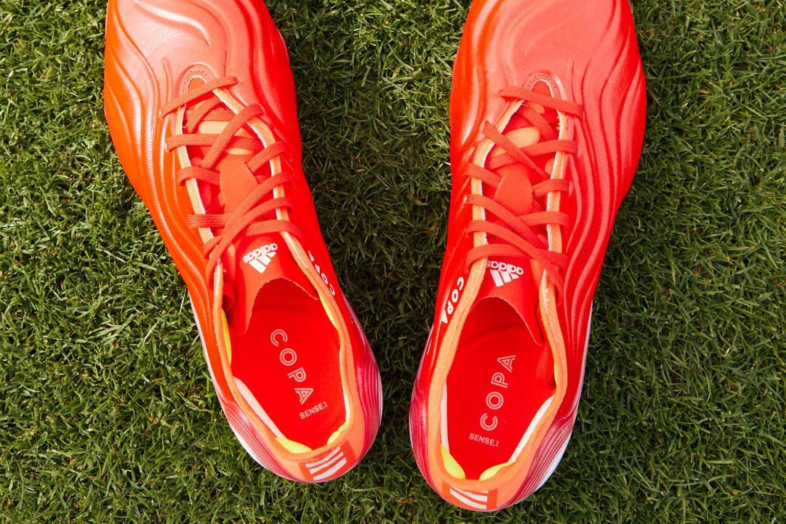 Las botas de fútbol y fútbol sala para todos los jugadores, por Soccerfactory