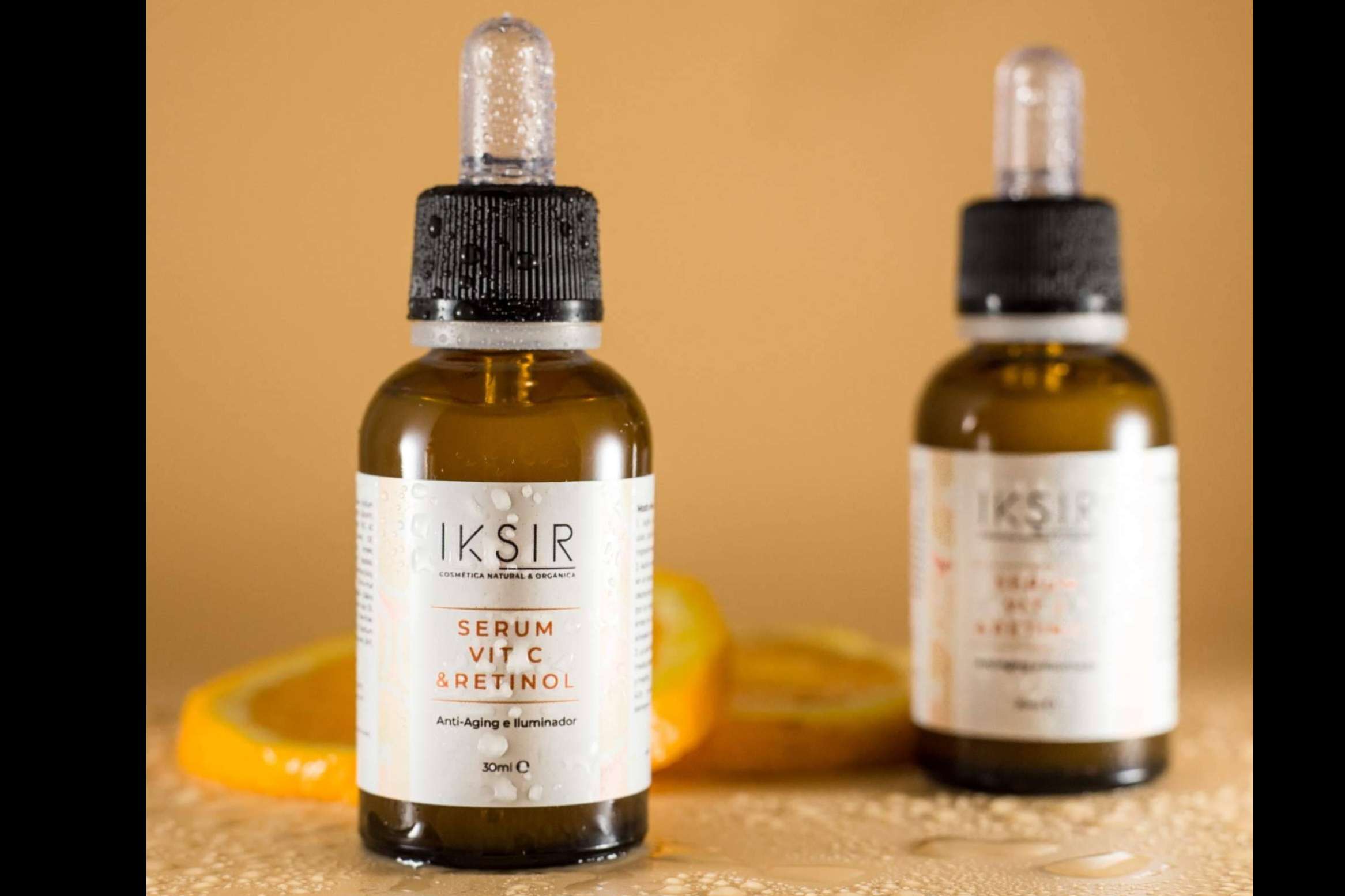 El sérum de vitamina C y retinol de IKSIR permite revitalizar el rostro durante la noche