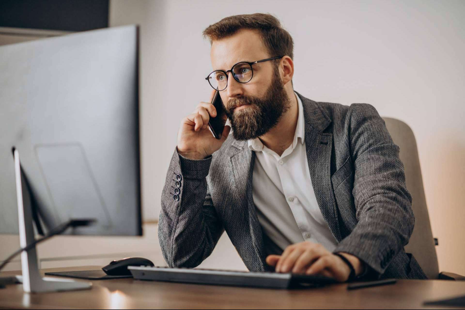 Seguro de Responsabilidad Civil para administradores y directivos, con Thenowo