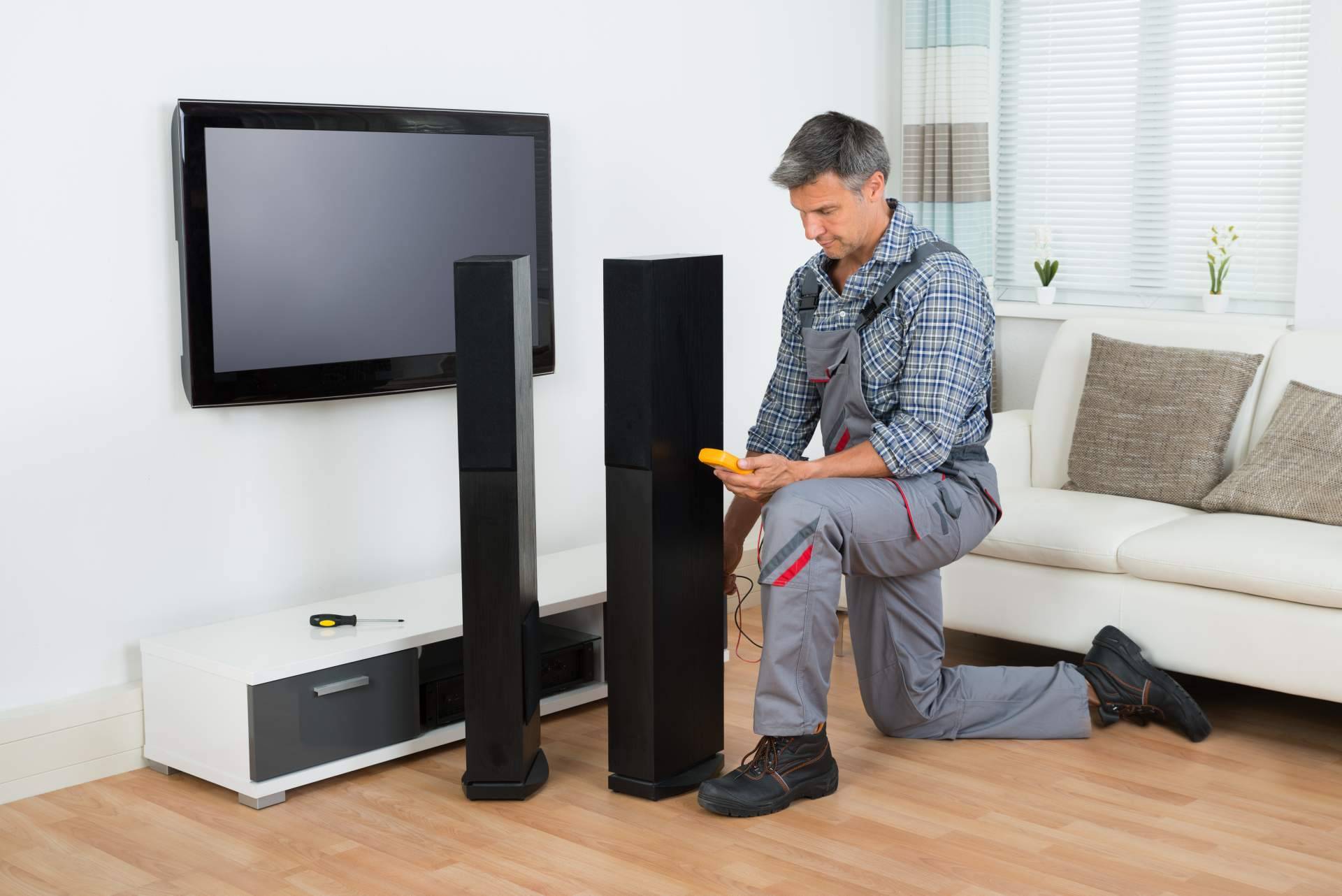 Reparación de televisores y electrodomésticos a domicilio, presupuesto y visita gratuitos con Servitec