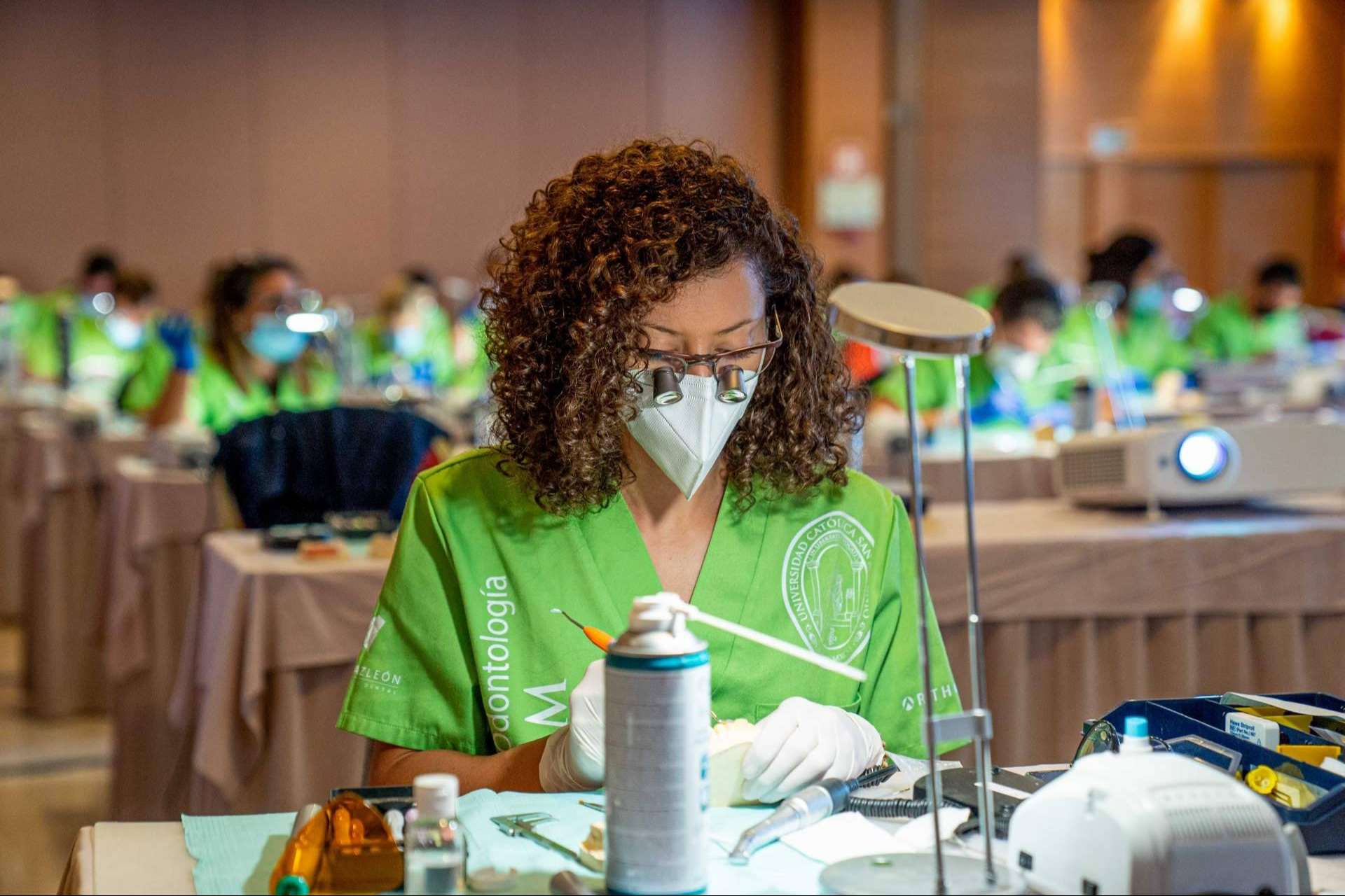 ¿Qué hacer al acabar la carrera de Odontología?