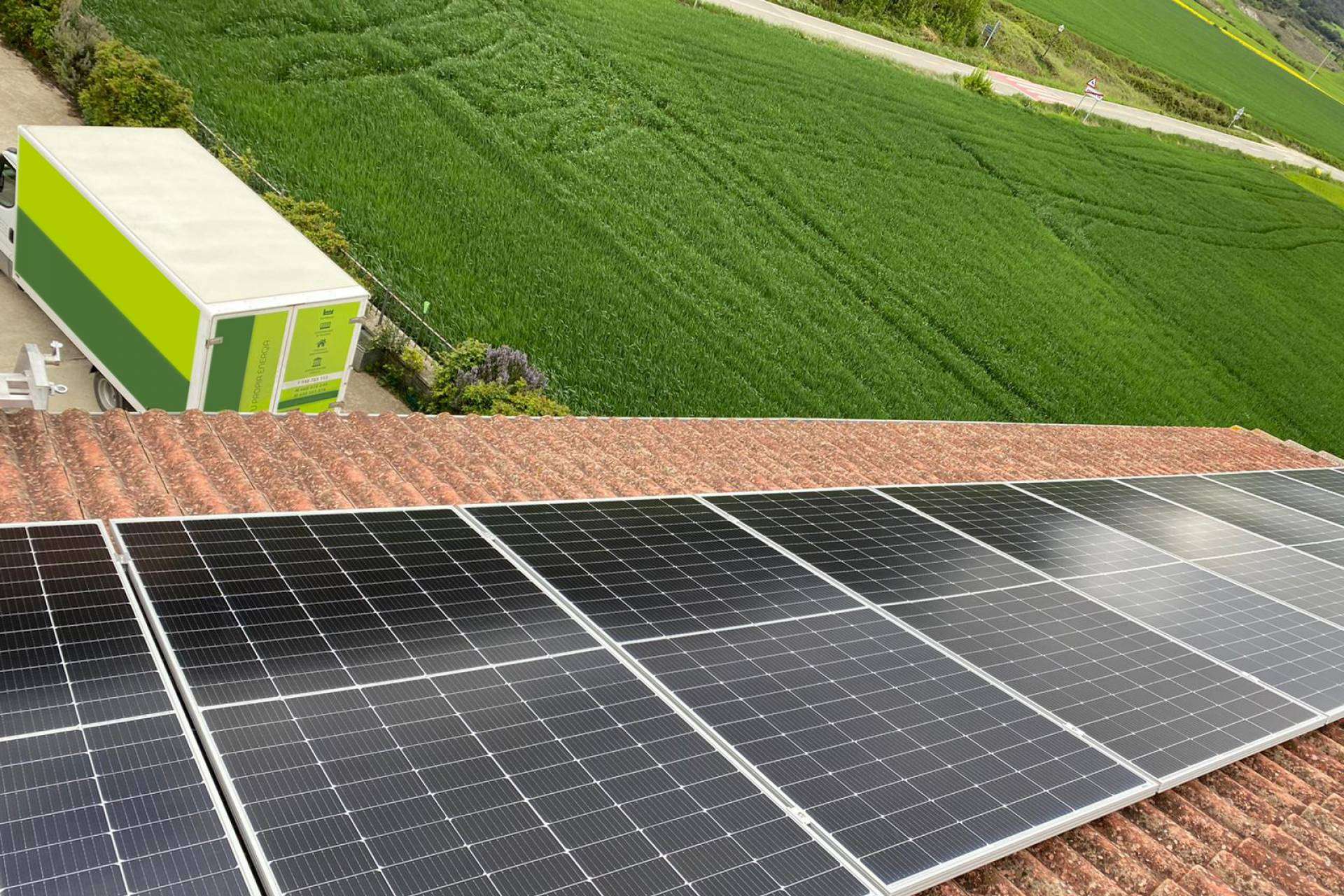 SolarTRES60 ayuda en la obtención de subvenciones para adquirir placas solares