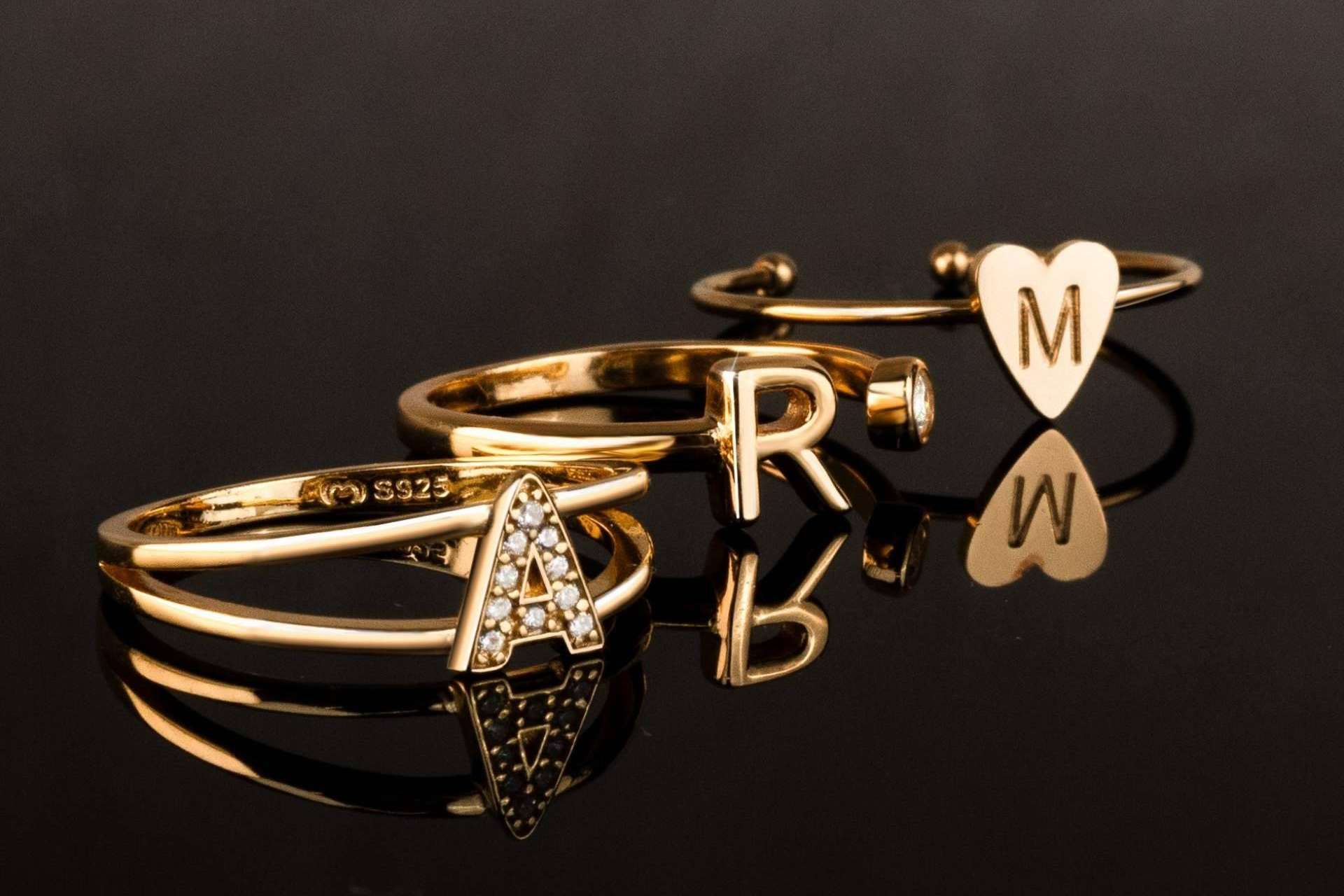 Le Petit Marie ofrece una amplia colección de anillos de plata de la más alta calidad