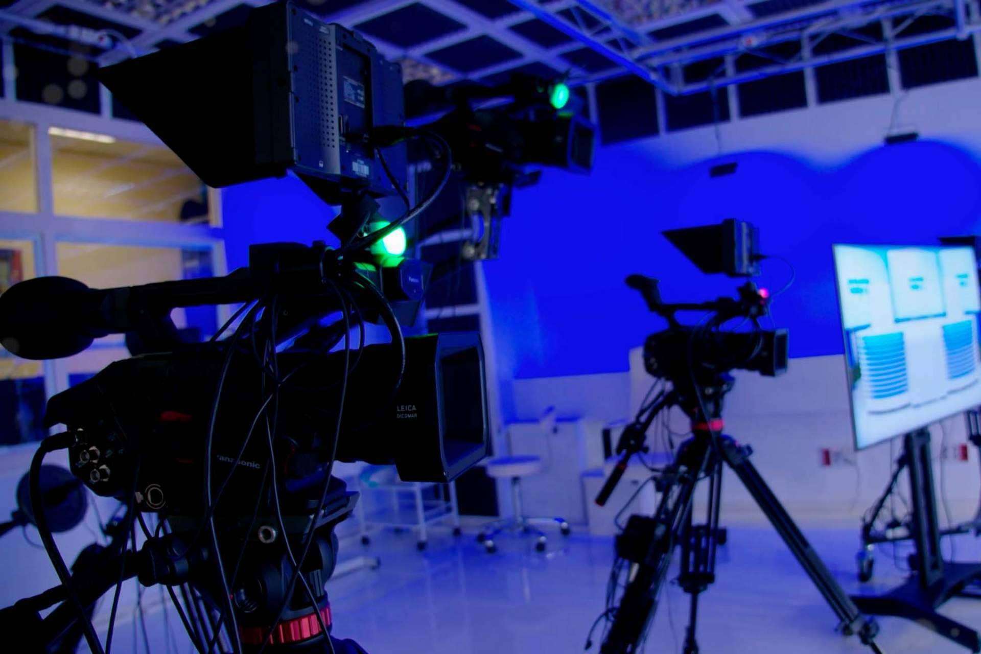 CMP, la destacada productora audiovisual de Excelencia Médica TV inaugura nuevo plató de televisión en Madrid