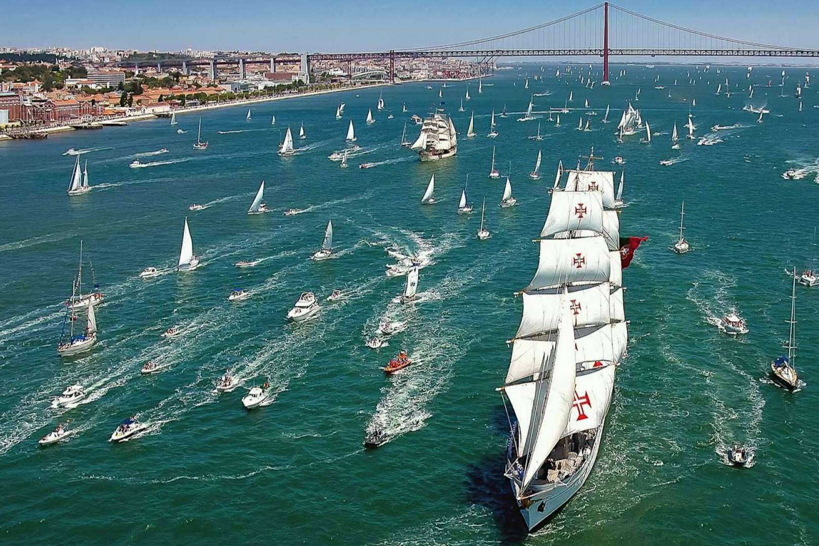 Ya se han confirmado los primeros barcos para la regata de grandes veleros 2023 en Coruña y Cádiz
