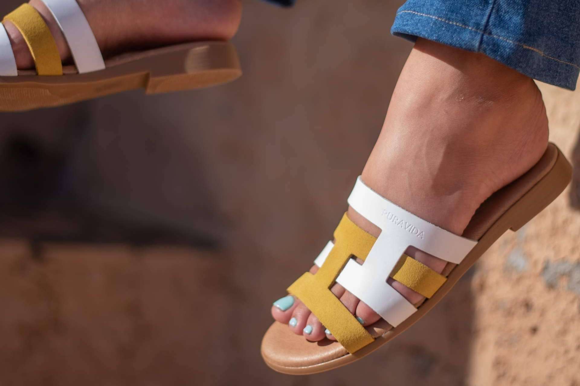 PURAVIDA Shoes con sus cómodas sandalias también regala semillas