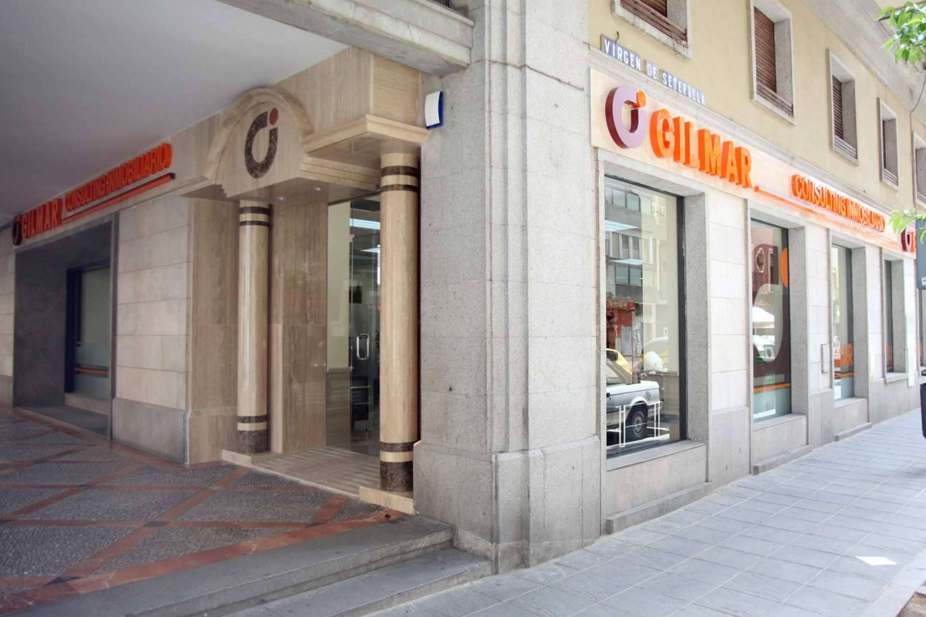 Una agencia inmobiliaria de referencia en Sevilla es GILMAR