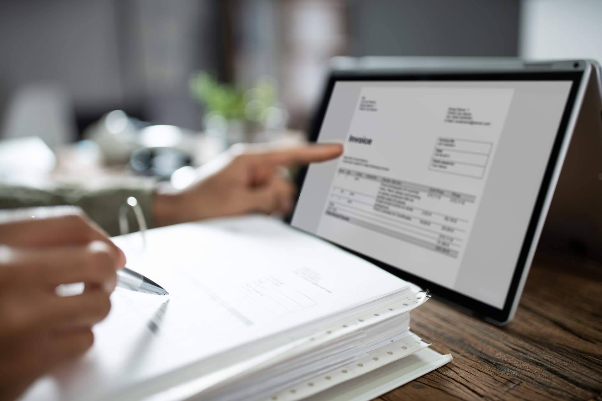 Webforever proporciona un software para gestionar la factura electrónica obligatoria