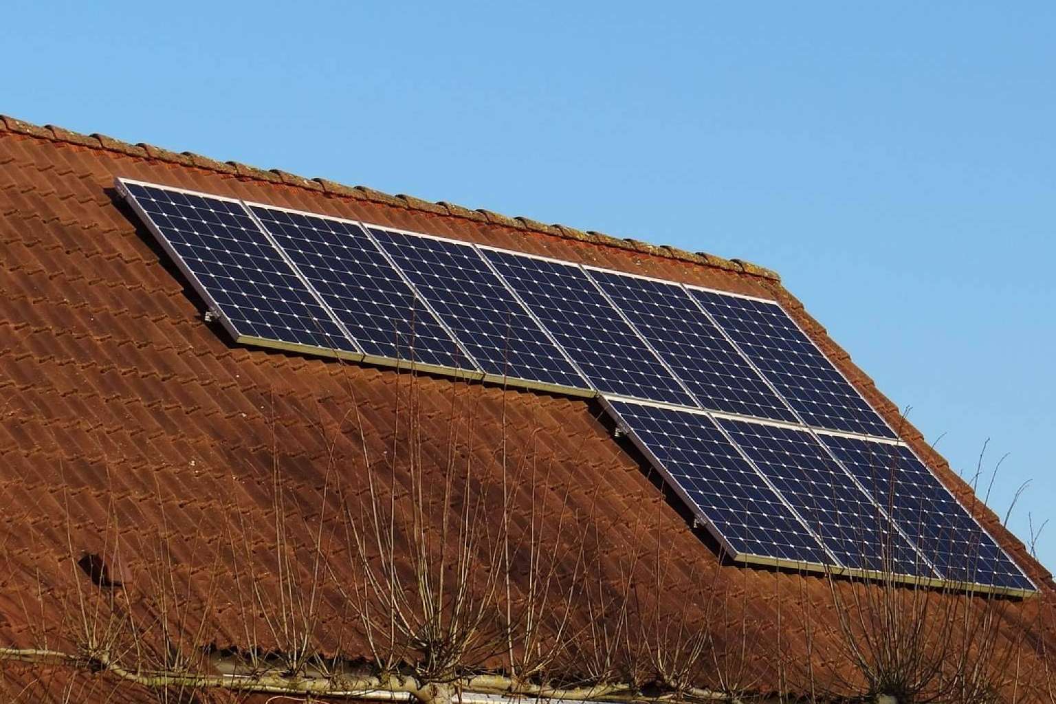 ¿Cuáles son los diferentes tipos de baterías solares que existen?, por Lumisolar