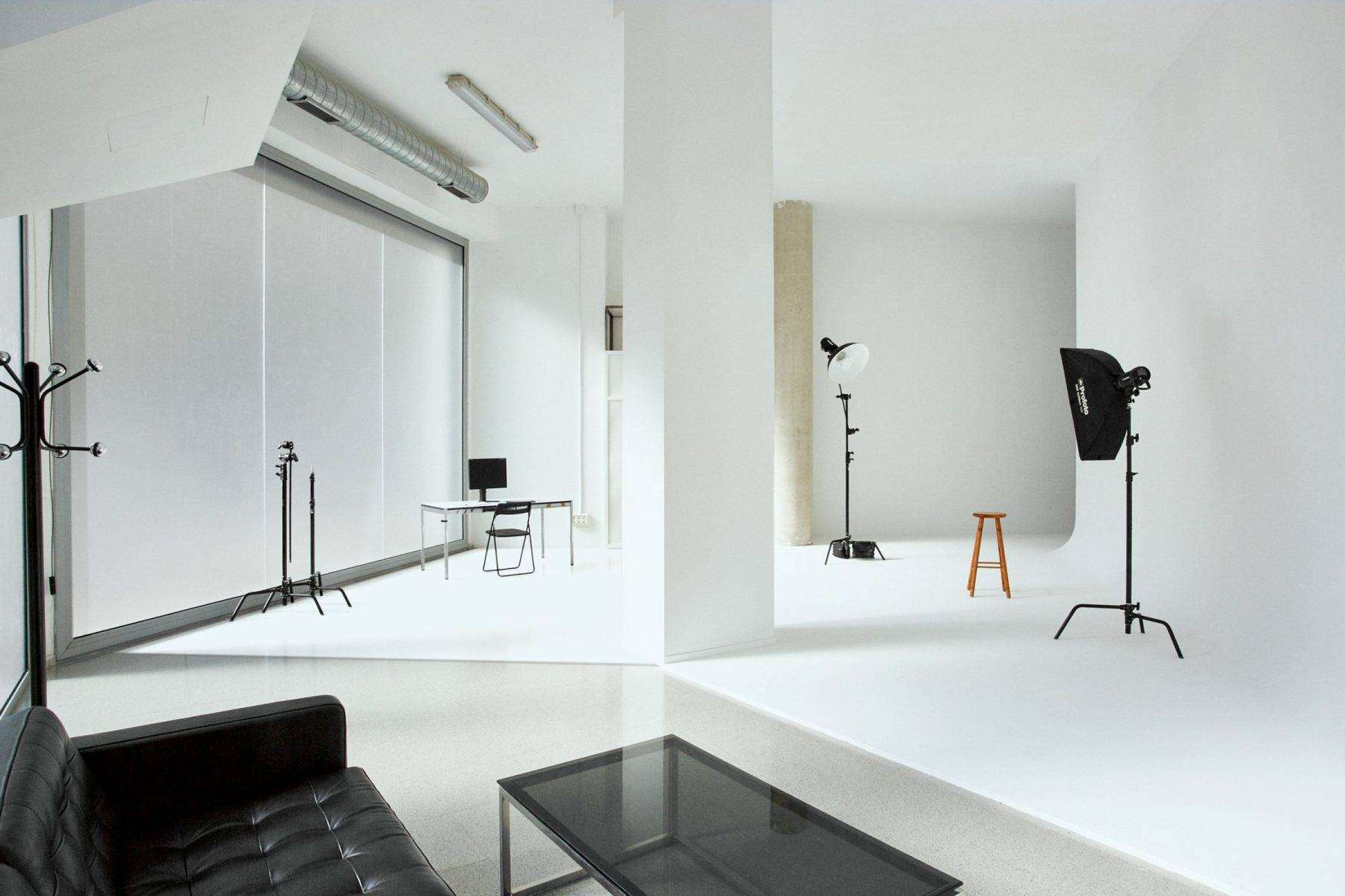¿Dónde encontrar un alquiler de estudio fotográfico en Barcelona? Studio P9