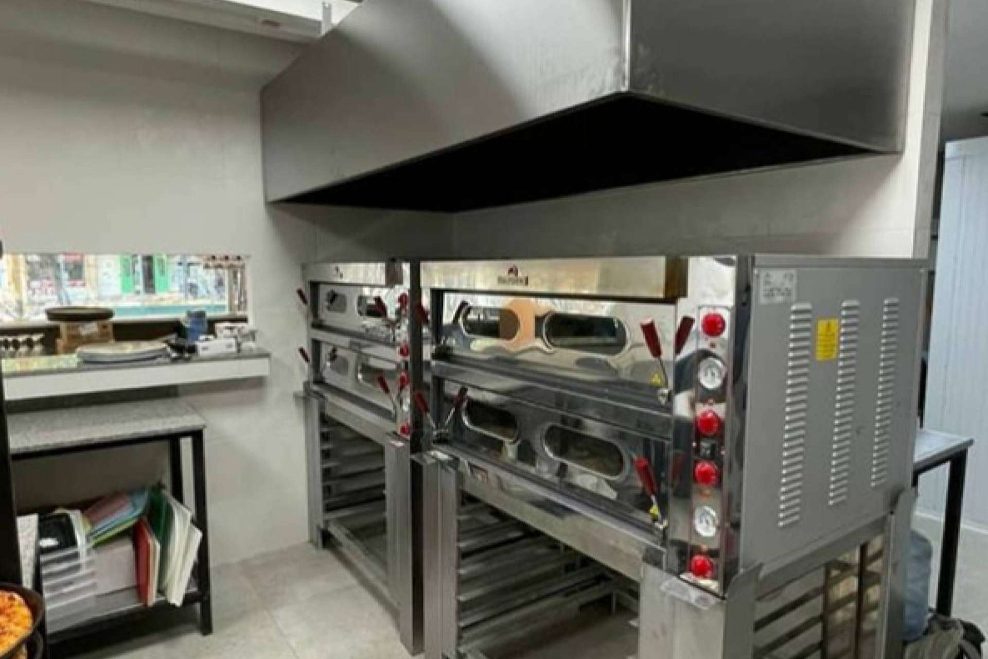 Grupo Industrial ofrece campanas industriales para ventilación eficiente en gastronomía
