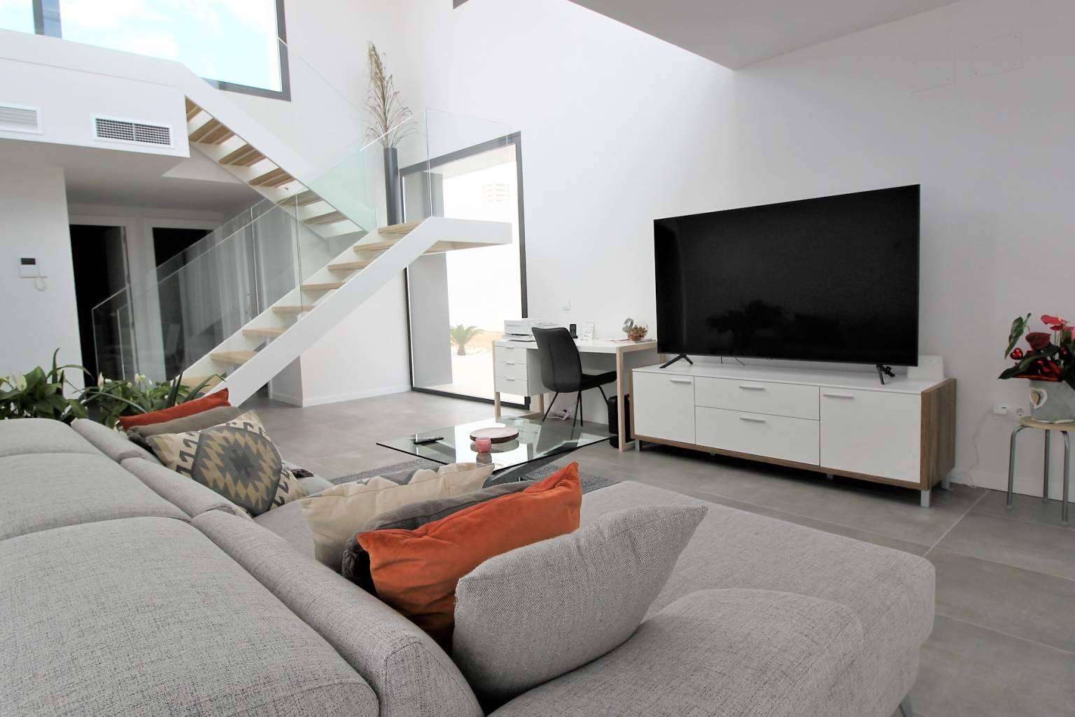 GRUPO ZAR presenta sus promociones en Torre en Conill, la zona residencial de Valencia de moda