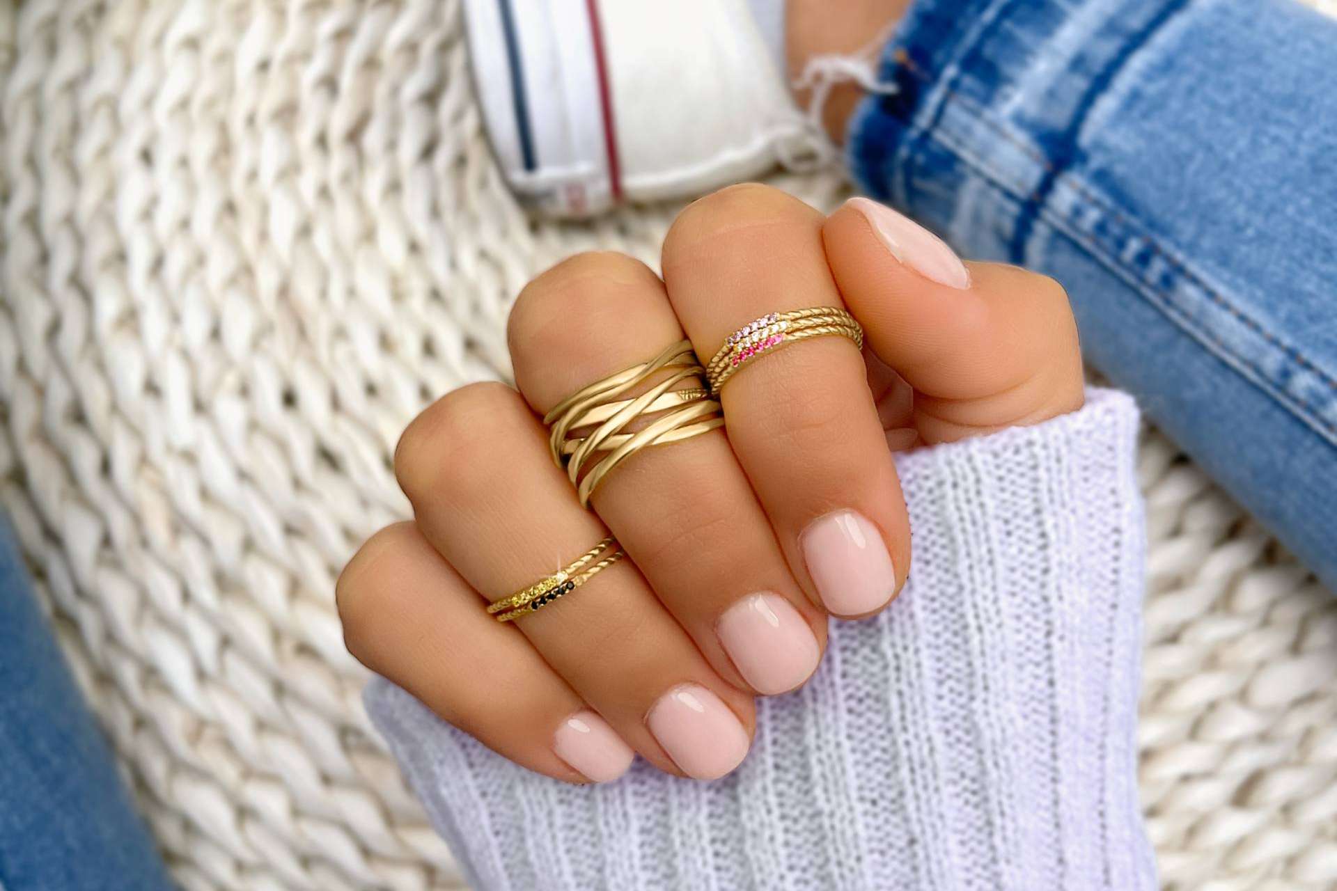 Los accesorios de la joyería online Le Petite Marie son imprescindibles para conseguir un look de 10