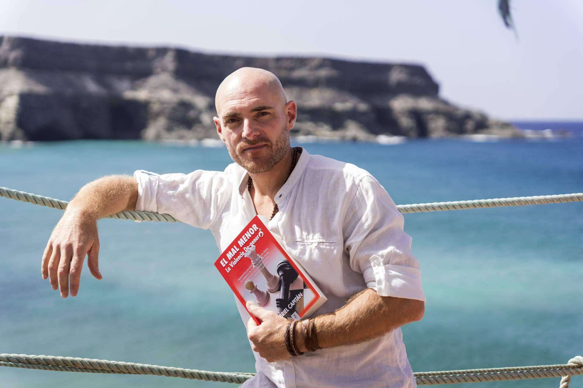 Un relato de superación personal de Gabriel Capitán, 'El mal menor'