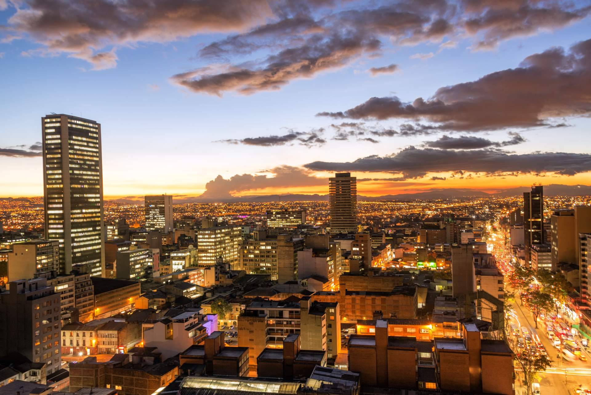 ¿Es asequible comprar una propiedad en Colombia dada la diferencia cambiaria?