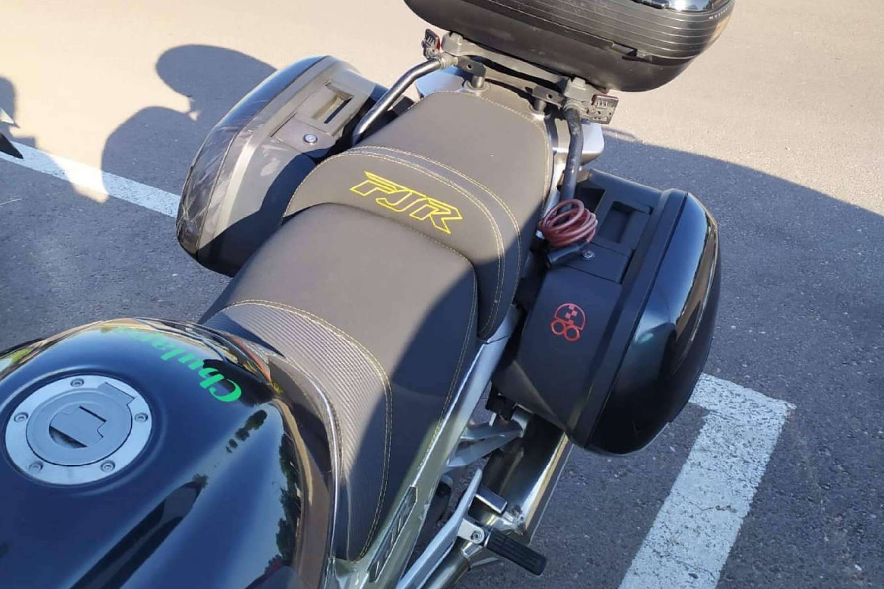 Un asiento cómodo es un gran compañero para viajar en moto
