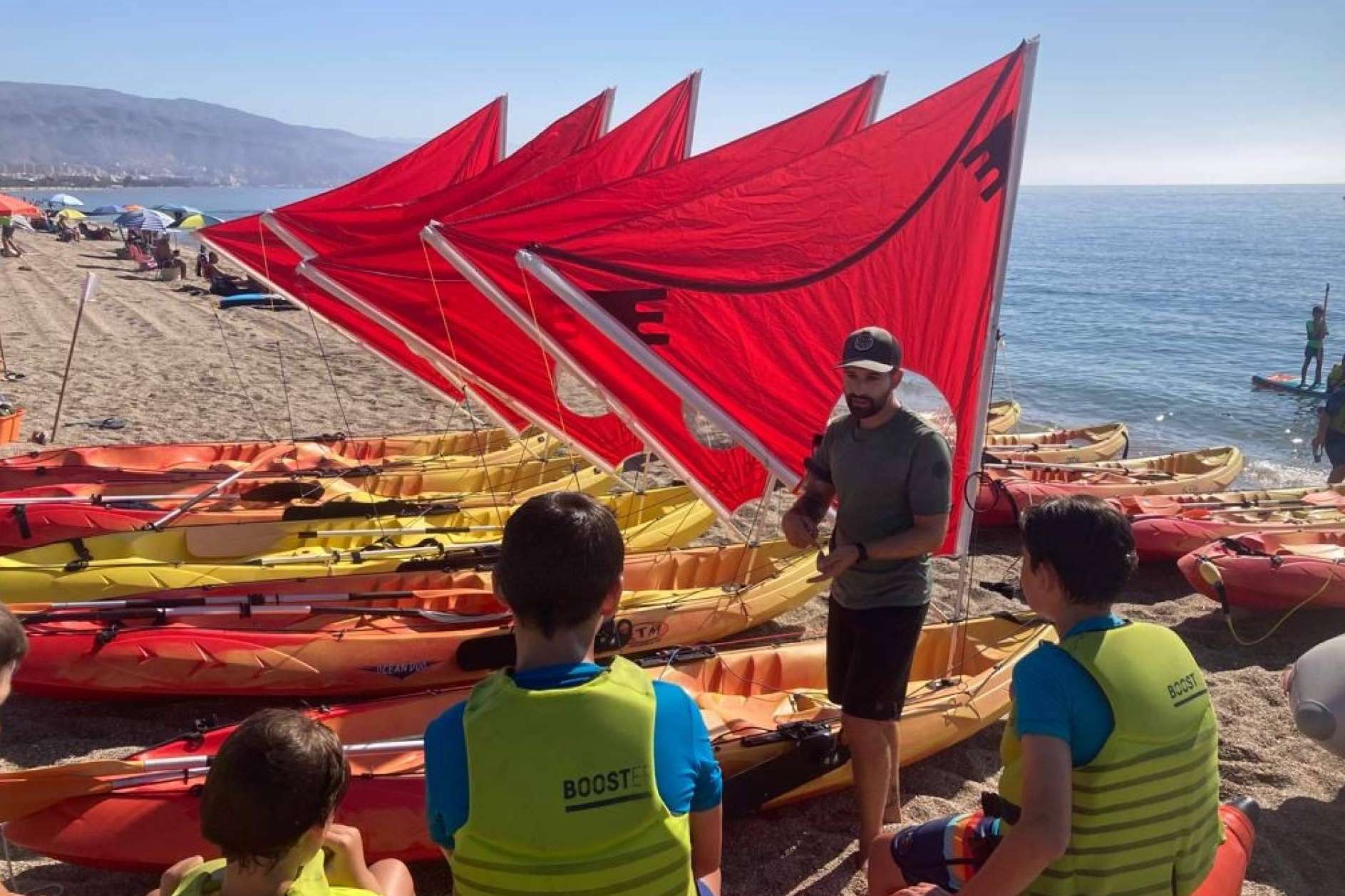 Todo lo necesario para practicar windkayak y windpaddle, los nuevos deportes de vela de moda