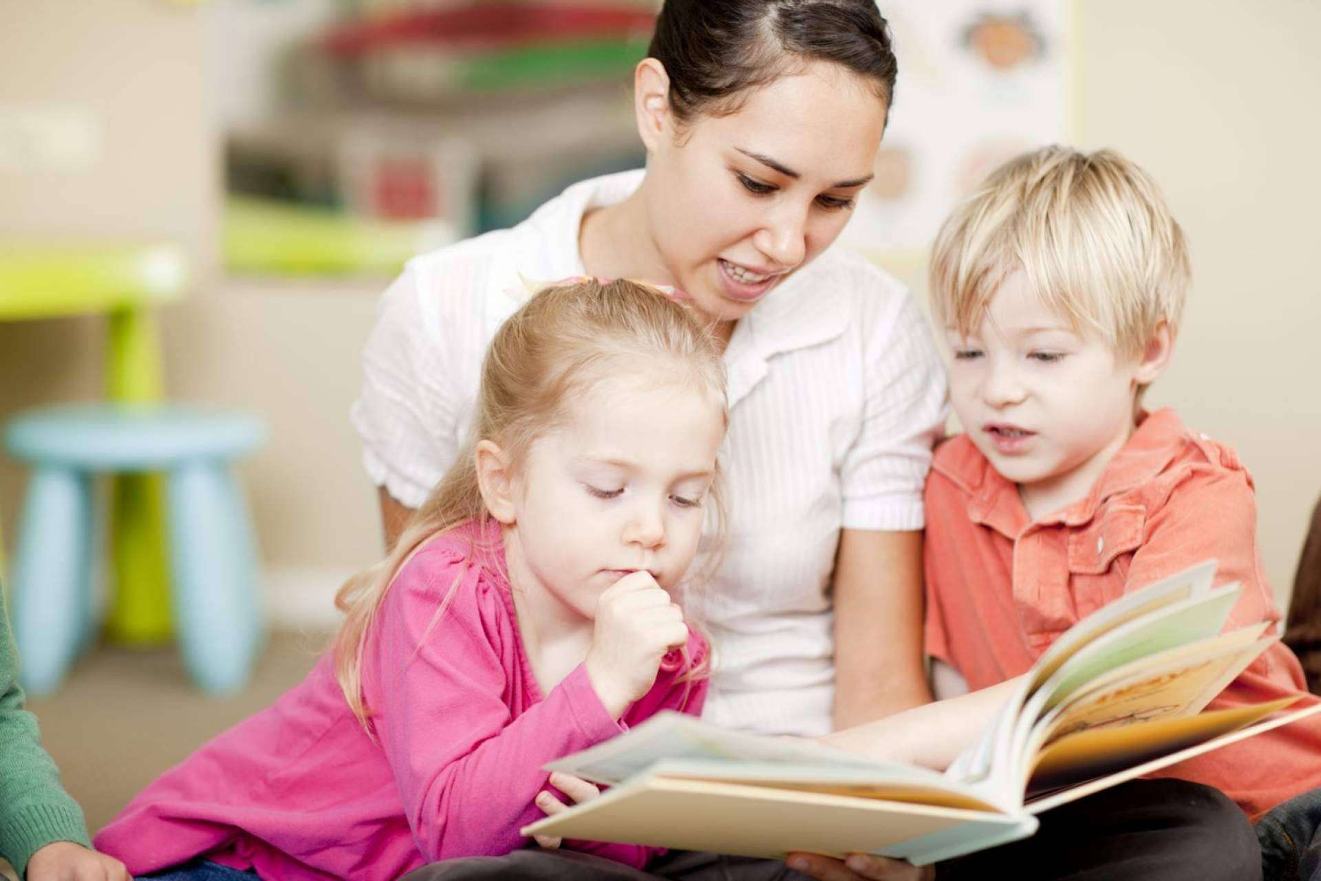 Una vuelta al cole más sencilla con el acompañamiento de los canguros para los más pequeños