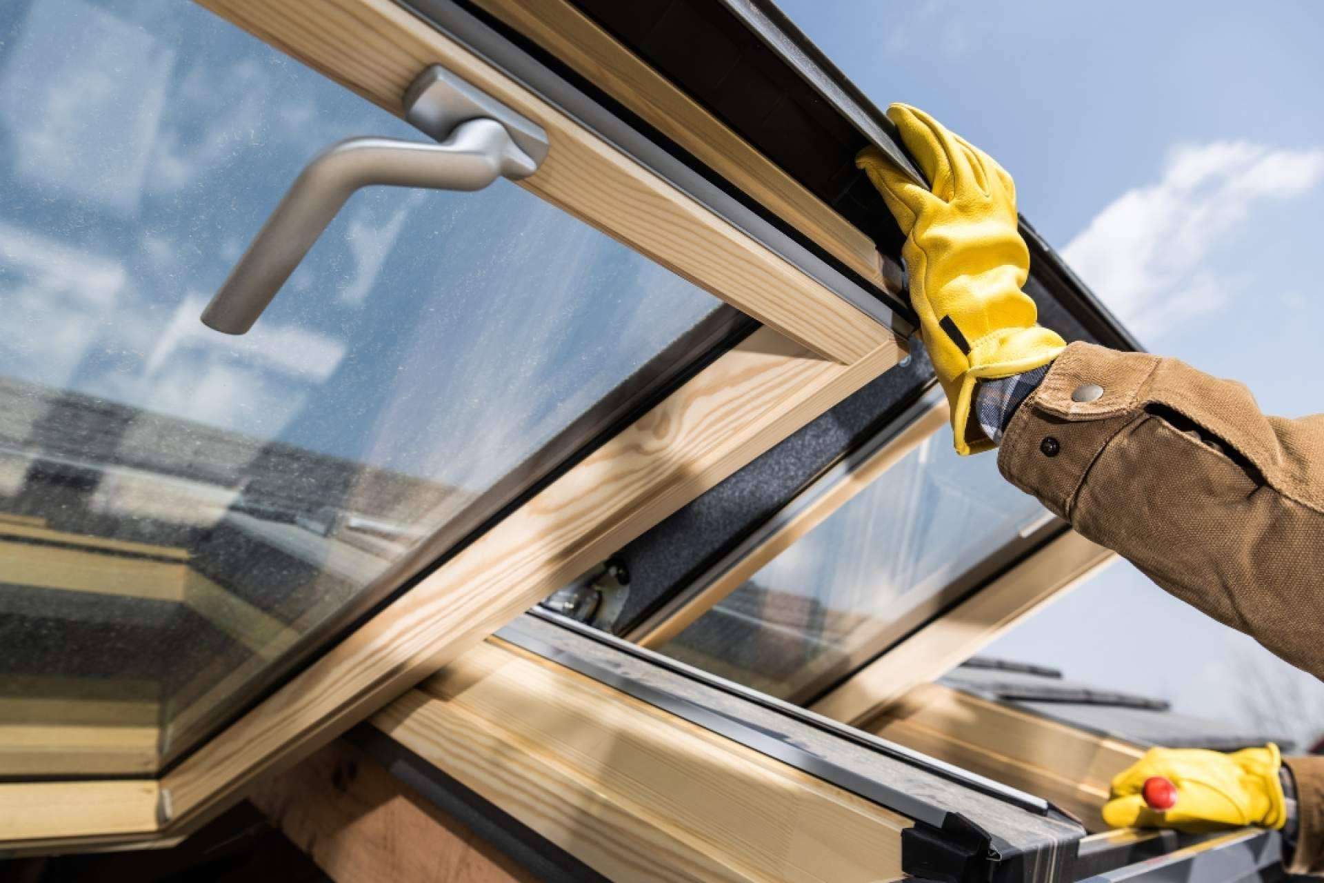 Sellado de ventanas con SWS Soudal; soluciones de hermeticidad y aislamiento para ahorro energético