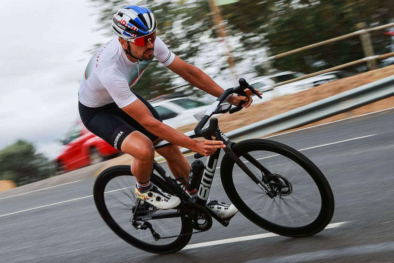 John Luck, un legado en la fabricación de zapatillas de ciclismo a medida