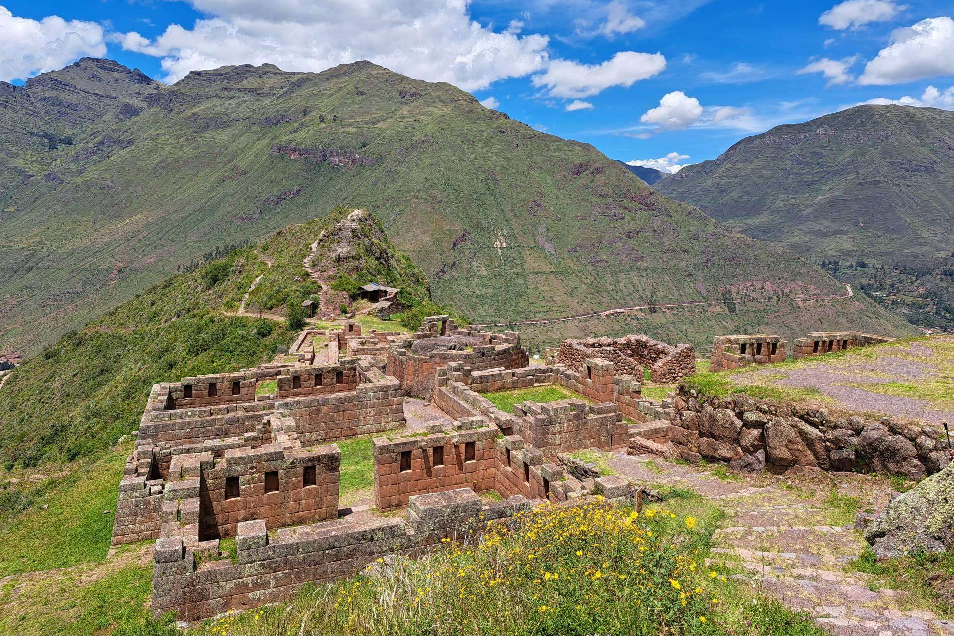 Las salineras de Maras, un enclave ancestral del Valle Sagrado que conecta historia y sostenibilidad
