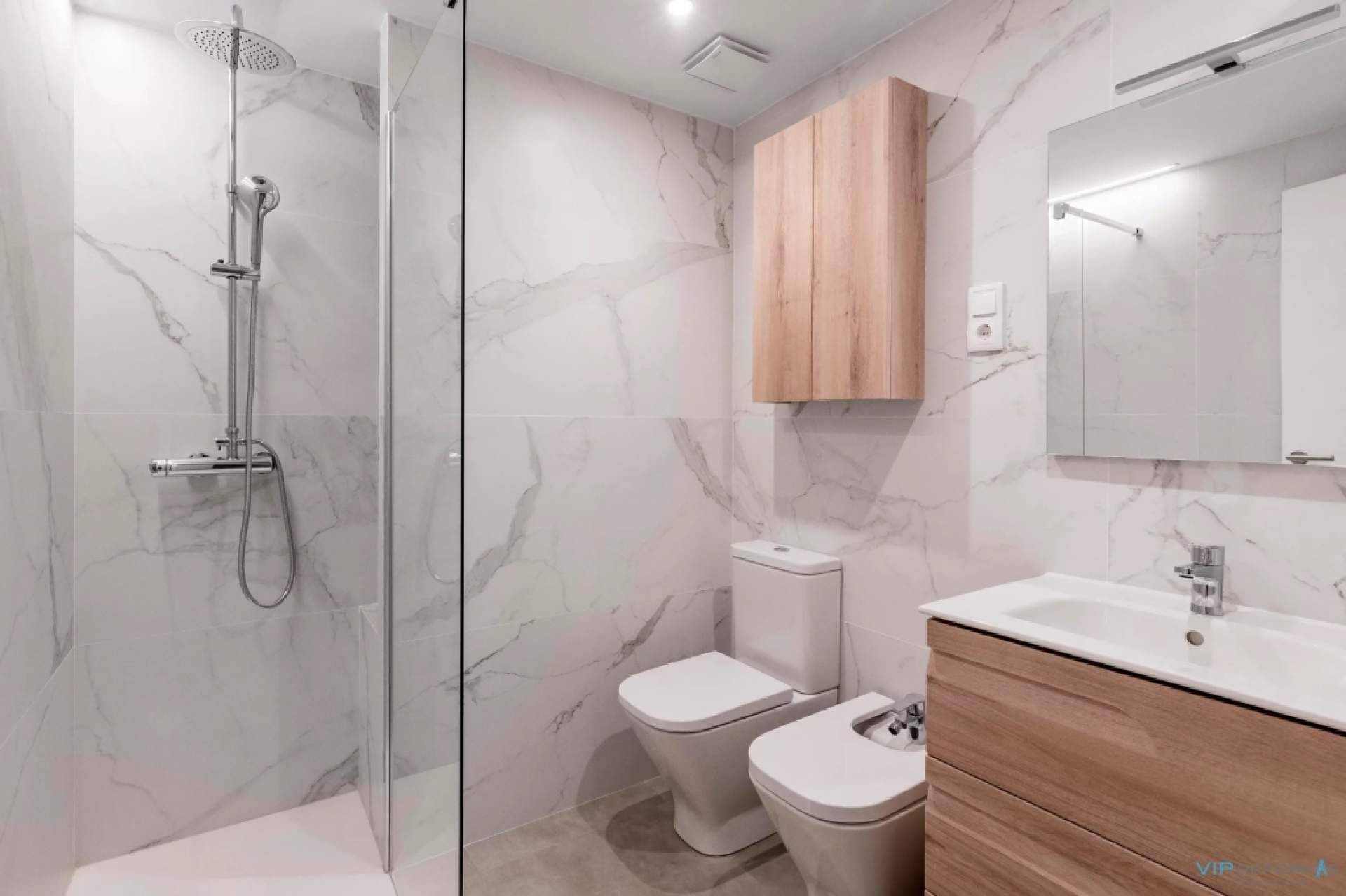 VIP Reformas amplía su red de profesionales para las reformas de baños